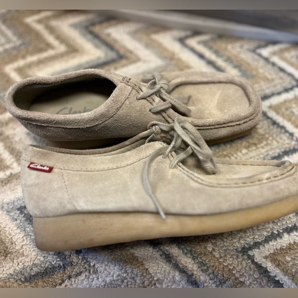 Clarks Padmora Womens Size 6 Shoes Sand Suede Crepe Sole Moc Toe Oxfords - Picture 2 of 6